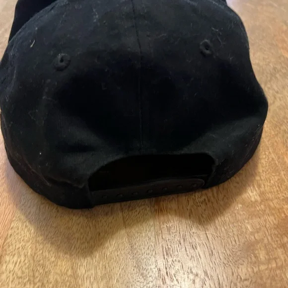 Santa Cruz Skateboards Black and Red Cap Hat Snap Back CLEAN 100% Cotton - Picture 5 of 9